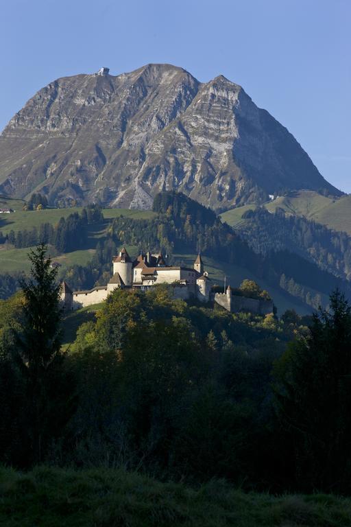 Hotel Rallye & Entrees Aux Bains De La Gruyere Bulle Εξωτερικό φωτογραφία